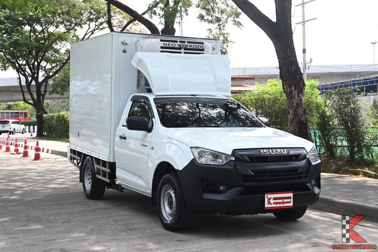 รถ Isuzu D-MAX 1.9 B สี ขาว