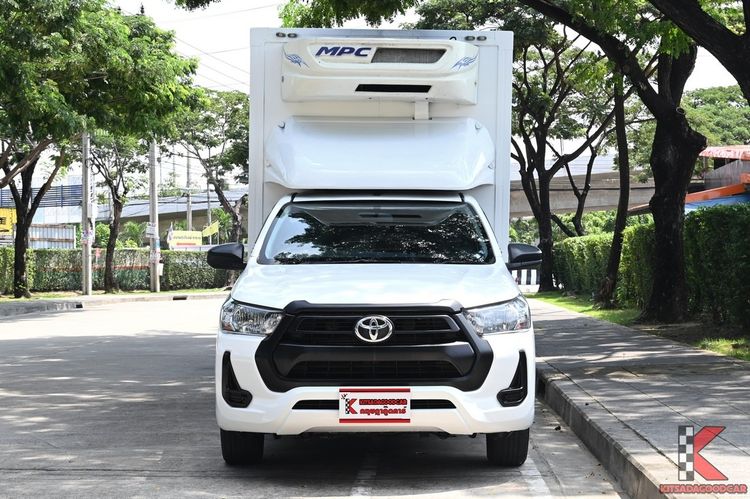 Toyota Hilux Revo 2021 2.4 Entry Pickup ดีเซล ไม่ติดแก๊ส เกียร์ธรรมดา ขาว รูปที่ 2