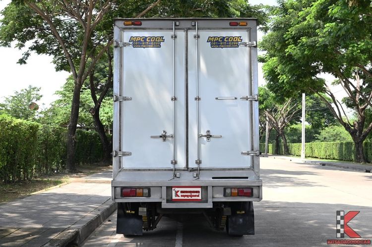 Toyota Hilux Revo 2021 2.4 Entry Pickup ดีเซล ไม่ติดแก๊ส เกียร์ธรรมดา ขาว รูปที่ 4