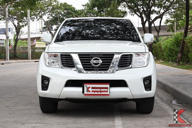Nissan BIG-M FRONTIER NAVARA 2012 2.5 SV Calibre Pickup ดีเซล ไม่ติดแก๊ส เกียร์ธรรมดา ขาว รูปที่ 2