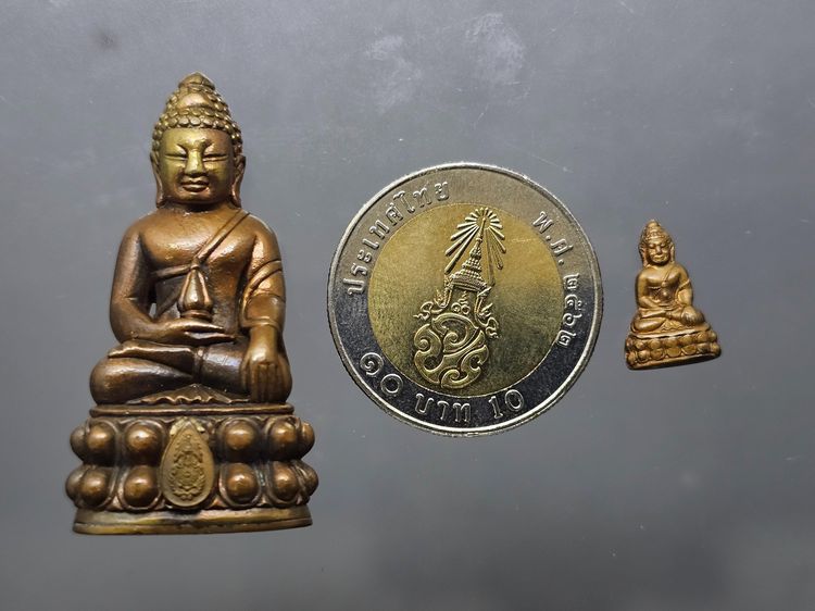 พระกริ่ง-พระชัยวัฒน์ นเรศวร ๑๐๐ ปี เนื้อสำริด ที่ระลึกครบ ๑๐๐ ปี กองทัพภาคที่ 3 วัดพระศรีรัตนมหาธาตุ จ.พิษณุโลก ปี2545 พร้อมตลับเดิม รูปที่ 7