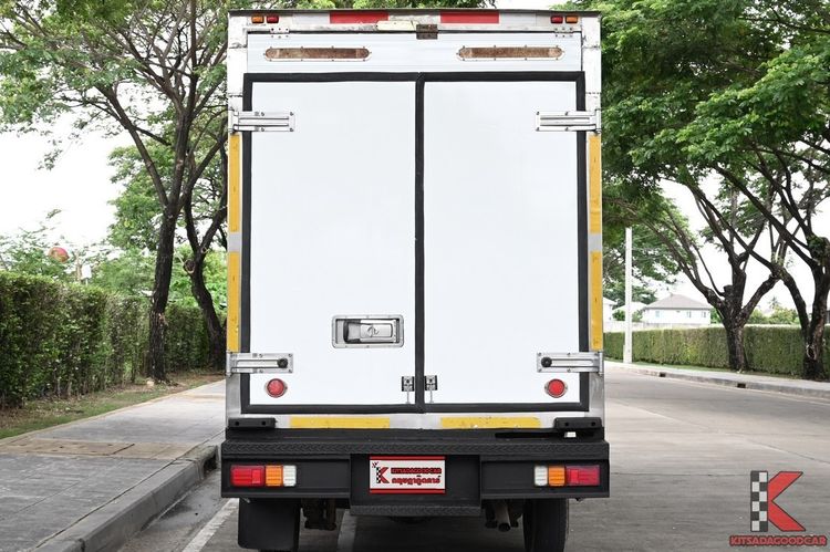 Toyota Hilux Revo 2021 2.4 Entry Pickup ดีเซล ไม่ติดแก๊ส เกียร์ธรรมดา ขาว รูปที่ 4