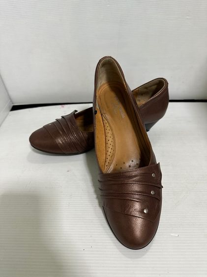 รองเท้าหนังแท้สีดำและสีน้ำตาล รูปที่ 7