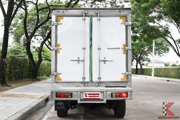 Toyota Hilux Revo 2021 2.4 Entry Pickup ดีเซล ไม่ติดแก๊ส เกียร์ธรรมดา ขาว รูปที่ 4