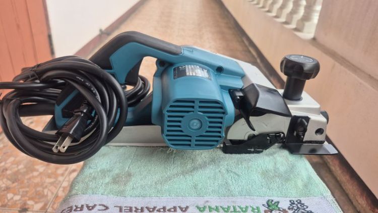 กบใสไม้ 3 นิ้ว หน้ายาว มากีตาร์แท้มือ 1 รับเอง