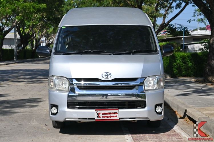 Toyota Commuter 2019 3.0 Van ดีเซล ไม่ติดแก๊ส เกียร์ธรรมดา บรอนซ์เงิน รูปที่ 2