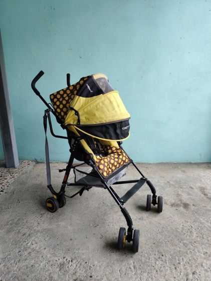 รถเข็นเด็กก้านร่ม 