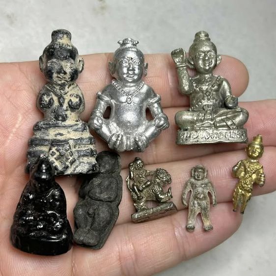 รวมกุมาsnoง​ หาบ้านใหม่ครับ