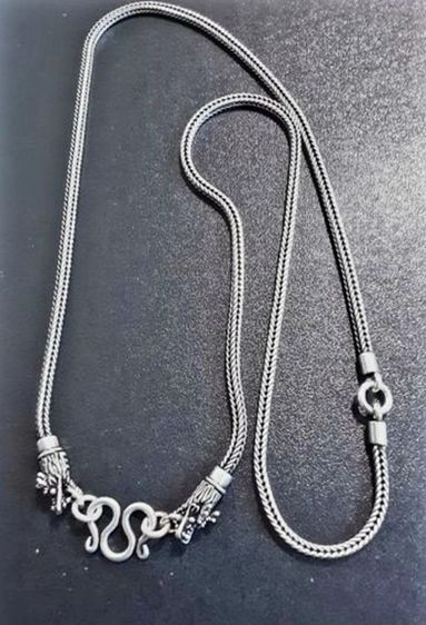 สร้อยคอ เงินแท้ ลายสี่เสาหัวมังกร 24นิ้ว 3มิล 22.1กรัม งานขึ้นมือทำยาก สวย รมดำ ดูดีมาก ยาว24นิ้ว ใส่พระได้ทั้งสองข้าง หน้าหลัง รูปที่ 7