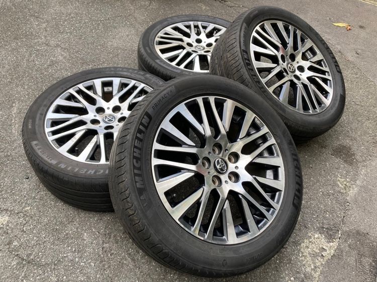 ล้อ Toyota Alphard Velfire 30 รุ่นTop SC 18 นิ้ว 5 รู 114 ล้อเดิมสภาพดี ไม่เคยซ่อม พร้อมยาง Michelin 235 50 18 ปลายปี2021 รูปที่ 2