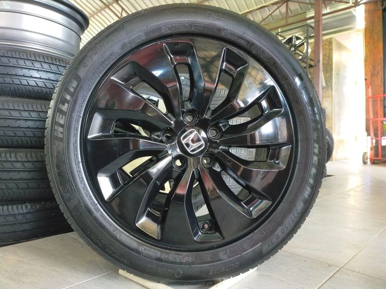 แม็กฮอนด้าaccord hybrid ขอบ17 พร้อมยางมิชลิน 225 50 17 ปี23 ใส่ civic แอคคอด ได้ทุกรุ่น รูปที่ 4