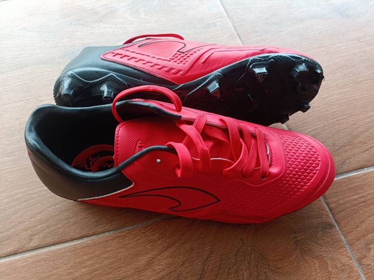 รองเท้าฟุตบอล รูปที่ 5