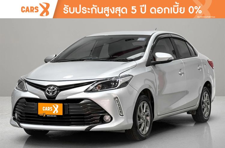 รถ Toyota Vios 1.5 Mid สี บรอนซ์เงิน