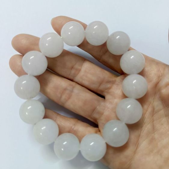 สร้อยข้อมือหยกแท้ เสริมสิริมงคล โชคลาภ รูปที่ 3