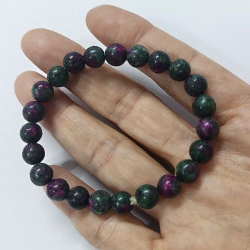 สร้อยข้อมือหินแท้ รูบี้ซอยไซต์ (Ruby Zoisite)