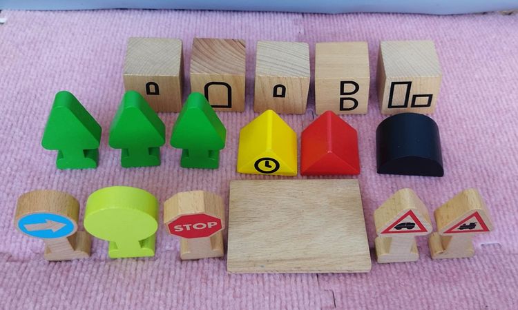 ชุดของเล่นรถไฟไม้ LILLABO จาก IKEA จำนวน 57 ชิ้น พร้อมชิ้นส่วนเสริม มือสองจากญี่ปุ่น รูปที่ 2