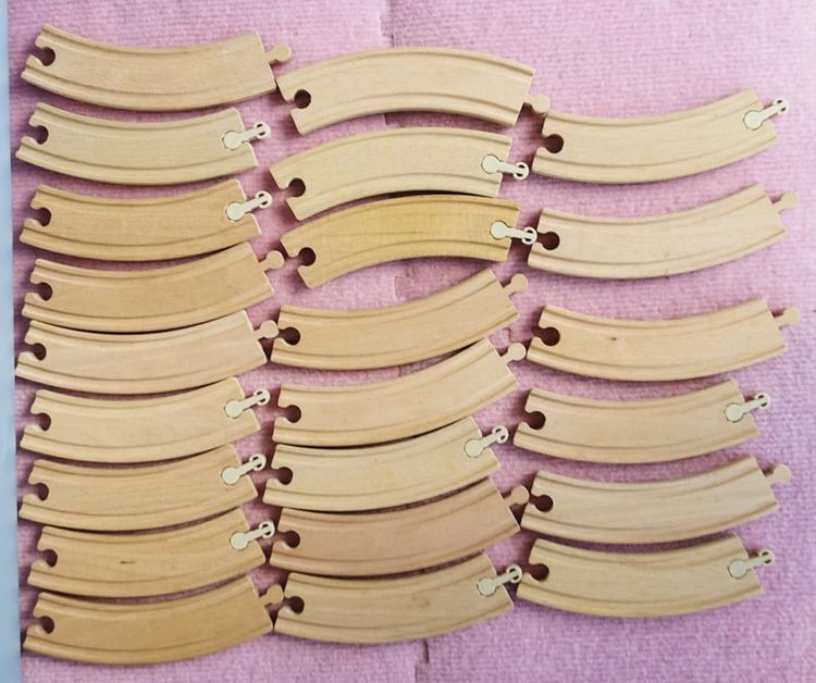 ชุดของเล่นรถไฟไม้ LILLABO จาก IKEA จำนวน 57 ชิ้น พร้อมชิ้นส่วนเสริม มือสองจากญี่ปุ่น รูปที่ 3