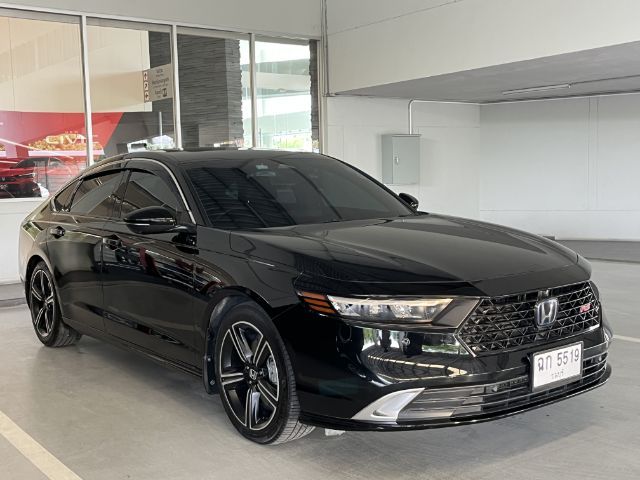 รถ Honda Accord 2.0 e:HEV RS สี ดำ