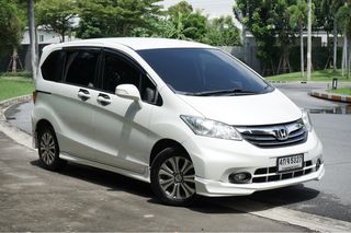 Honda Freed แอร์หลัง มือเดียวป้ายแดง