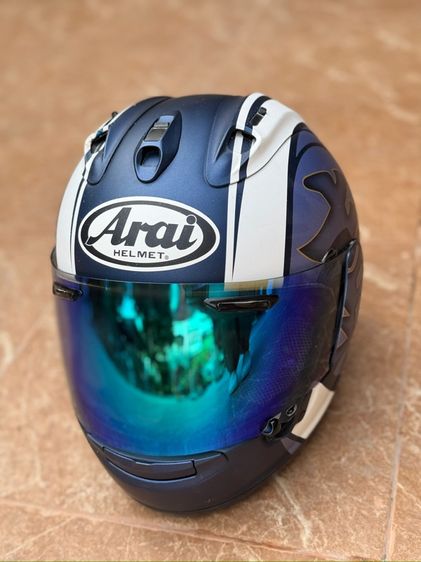 หมวกกันน็อค Arai