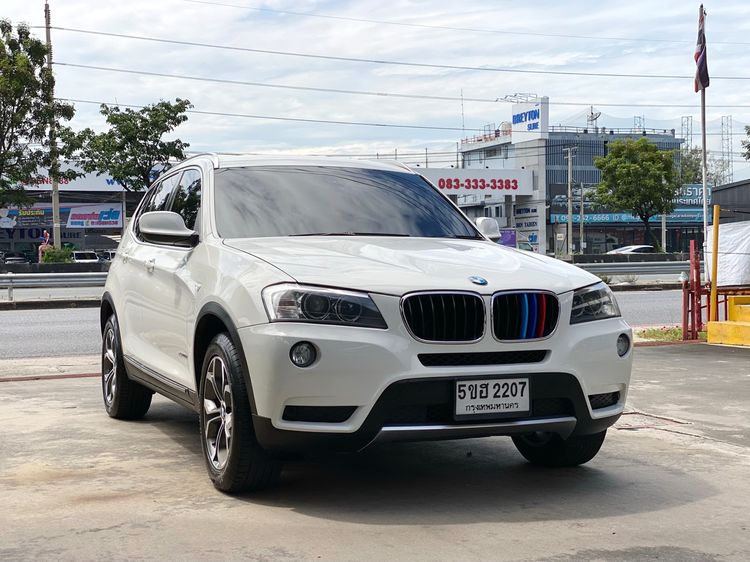 รถ BMW X3 2.0 xDrive20d Highline 4WD สี ขาว