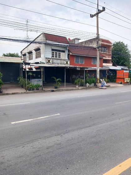 ขายด่วนขายถูกมากตึกแถวทำเลดีพื้นที่43ตรวจอดรถสะดวกติดถ.สุระนารายณ์ใกล้ห้างCJ รูปที่ 4