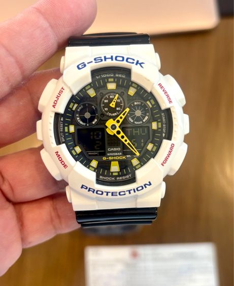 G-SHOCK หายาก GA-100 สีขาวเข็มเหลือง พร้อมกล่อง ซื้อศูนย์ไทย