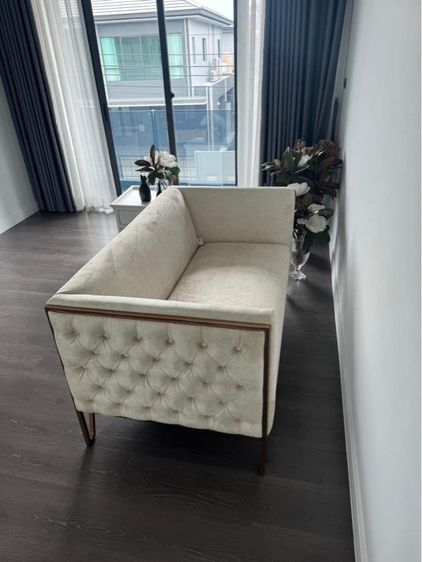 โซฟา 2 ที่นั่ง CHIC สภาพใหม่ (ไม่ผ่านการใช้งาน)