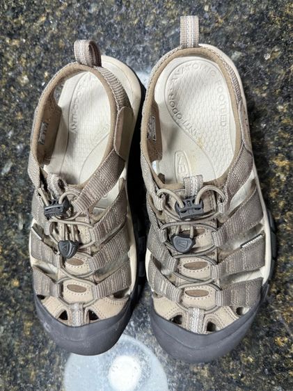 Keen Newport H2 สีครีมล้วนครับ รูปที่ 6