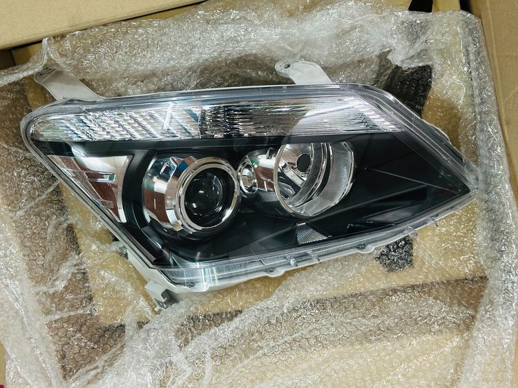 ไฟหน้า อีซูซุ ISUZU D-MAX ปี 2012