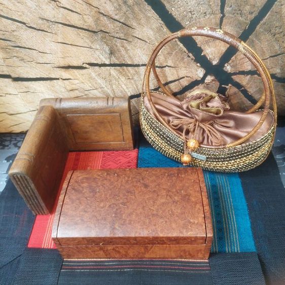 กล่องไม้ปมมะค่า งานเก่า ลายสวย รวมส่ง📮มารับเองได้ครับ👍 