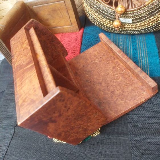 กล่องไม้ปมมะค่า งานเก่า ลายสวย รวมส่ง📮มารับเองได้ครับ👍  รูปที่ 8