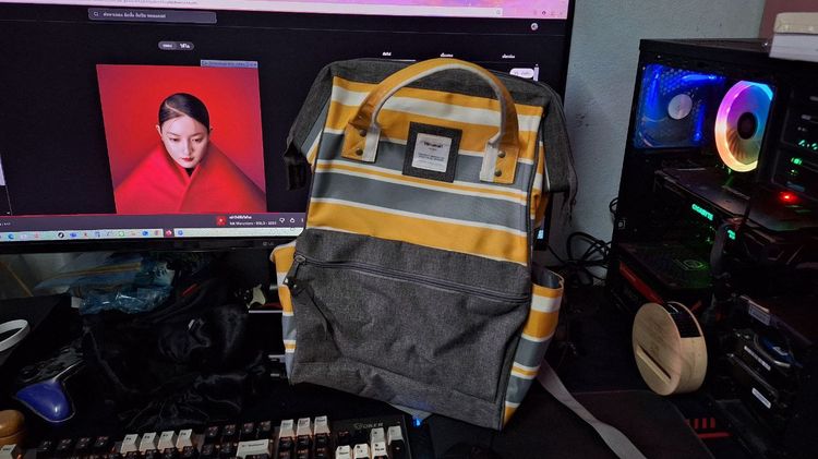 อื่นๆ อื่นๆ ไม่ระบุ Himawari กระเป๋าเป้สะพายหลังใส่แล็ปท็อป กระเป๋าเดินทางพร้อมพอร์ต USB ในตัว สีเหลืองเทา (มือสอง)