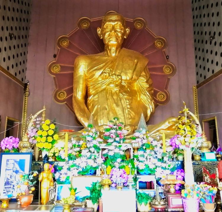 สมเด็จโต วัดไชโย อ่างทอง 9 นิ้ว ปิดทอง รูปที่ 2