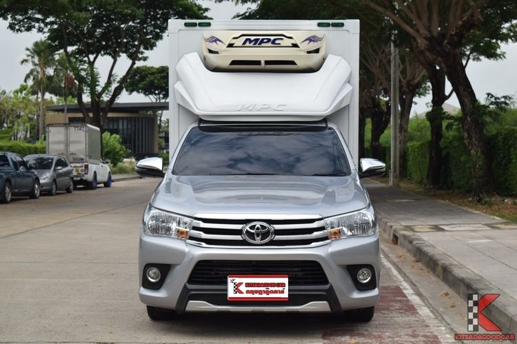 Toyota Hilux Revo 2018 2.4 J Plus Pickup ดีเซล ไม่ติดแก๊ส เกียร์ธรรมดา บรอนซ์เงิน รูปที่ 2