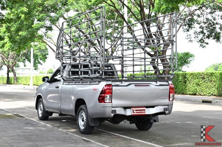 Toyota Hilux Revo 2021 2.4 Entry Pickup ดีเซล ไม่ติดแก๊ส เกียร์ธรรมดา บรอนซ์เงิน รูปที่ 3