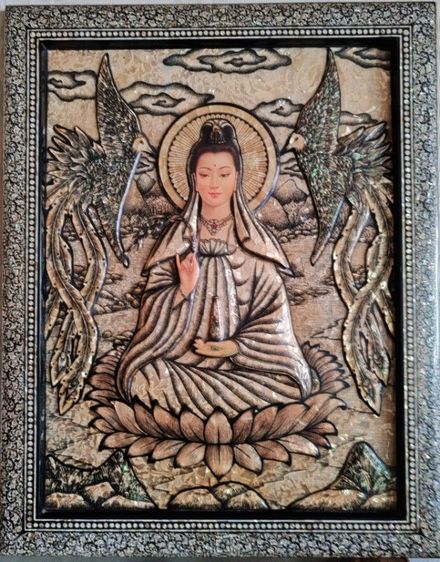 ภาพ พระโพธิสัตว์​กวนอิม​ ทำด้วยเปลือกหอยมุก