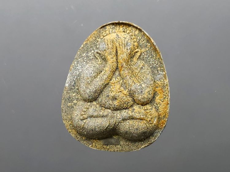 พระปิดตา หลังยันต์ดวงเล็ก หลวงปู่โต๊ะปลุกเสก เนื้อผงธูปแช่น้ำมนต์ สมเด็จพระญาณสังวร (เจริญ) วัดบวรนิเวศวิหาร ปี2523 พร้อมบัตรรับรองพระแท้ สำ รูปที่ 3