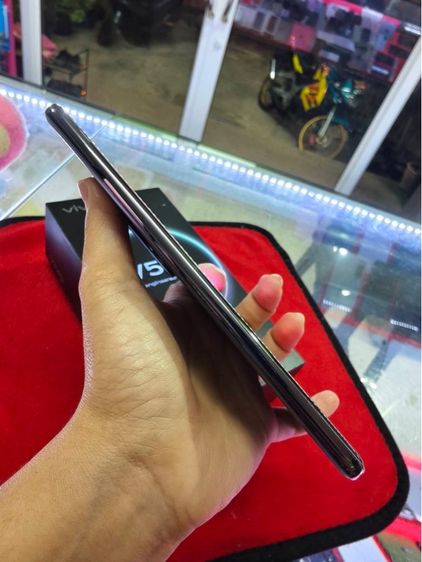  vivo V50 (12 256GB) Satin Black (5G) รูปที่ 6