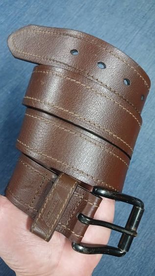 เข็มขัดหนังแท้ Dickies
เอว 34 ถึง 40 กว้าง 1.4
ยาวรวมหัว 45 หนังสวย
มีรอยตามใช้