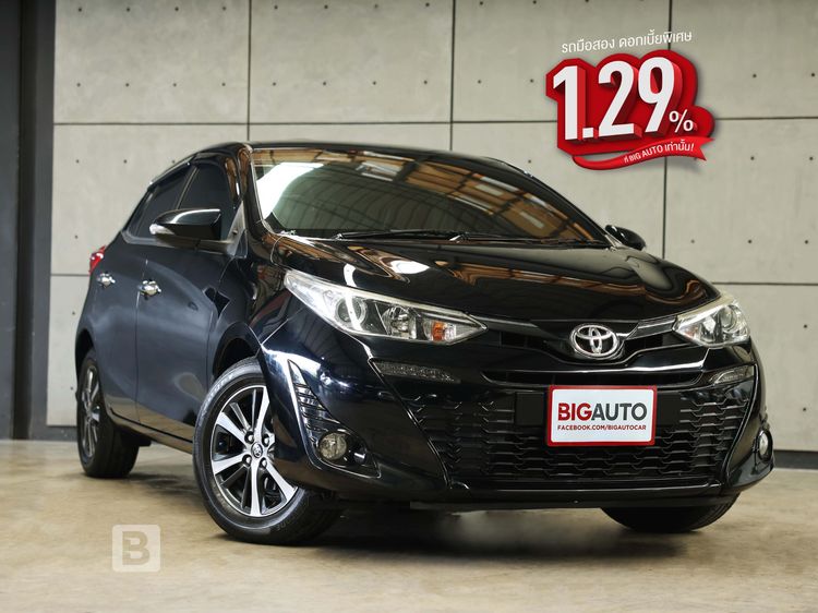รถ Toyota Yaris 1.2 High สี ดำ