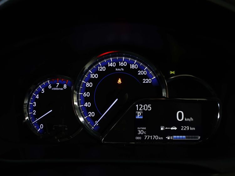 Toyota Yaris 2020 1.2 High Sedan เบนซิน ไม่ติดแก๊ส เกียร์อัตโนมัติ ดำ รูปที่ 3