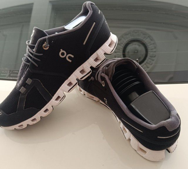 ขายถูก On Clould 5 Shell white size 40-255cm สภาพดี ตามการใช้งาน ของแท้  รูปที่ 10