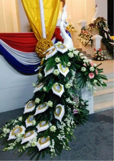 แกะสลักโฟมหงส์กวางช้าง พุ่มกฐินนกยูง รูปที่ 8