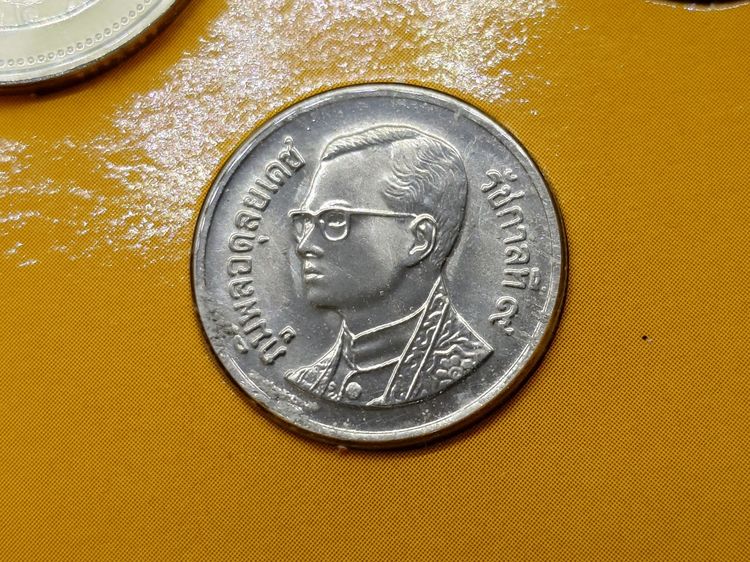 แผงเหรียญกษาปณ์หมุนเวียนประจำปี พ.ศ.2549 ปี จอ กรมธนารักษ์ รูปที่ 7