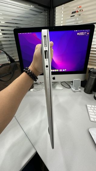 MacBook Air 13 นิ้ว รูปที่ 3