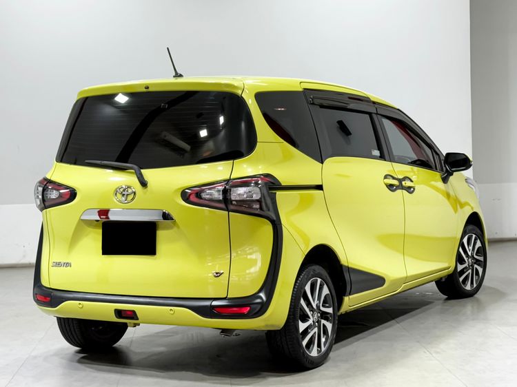 Toyota Sienta 2020 1.5 V Utility-car เบนซิน เกียร์อัตโนมัติ เขียว รูปที่ 4