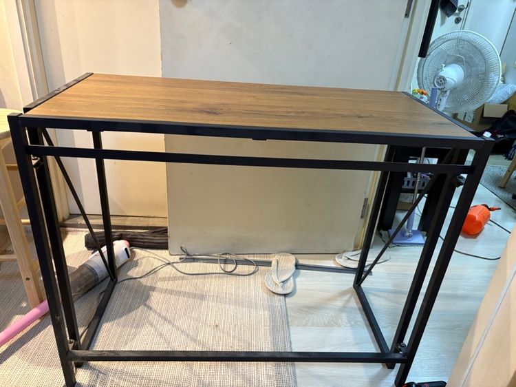 โต๊ะเหล็กพบได้  HOMEPRO รูปที่ 2