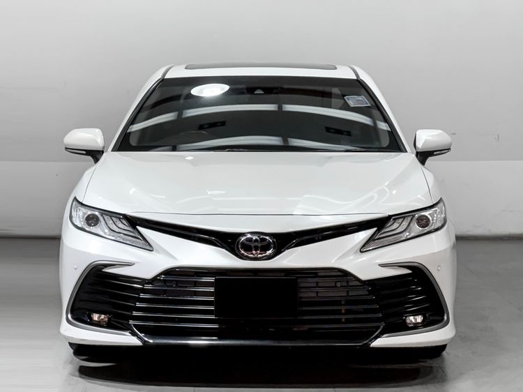 Toyota Camry 2022 2.5 Premium Sedan เบนซิน เกียร์อัตโนมัติ ขาว รูปที่ 2