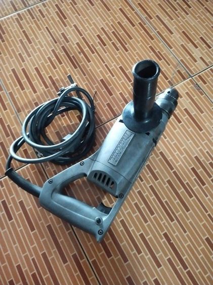 สว่าน Makita